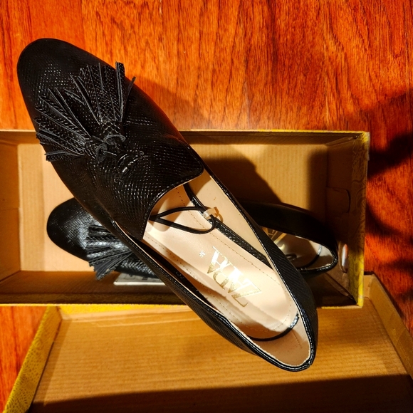 Zara Shoes - Zara black tassel loafer
